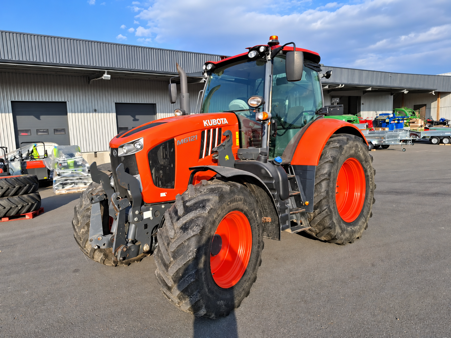 Kubota M6121 2019 – 120 CV + Boost – 5.000 horas_3