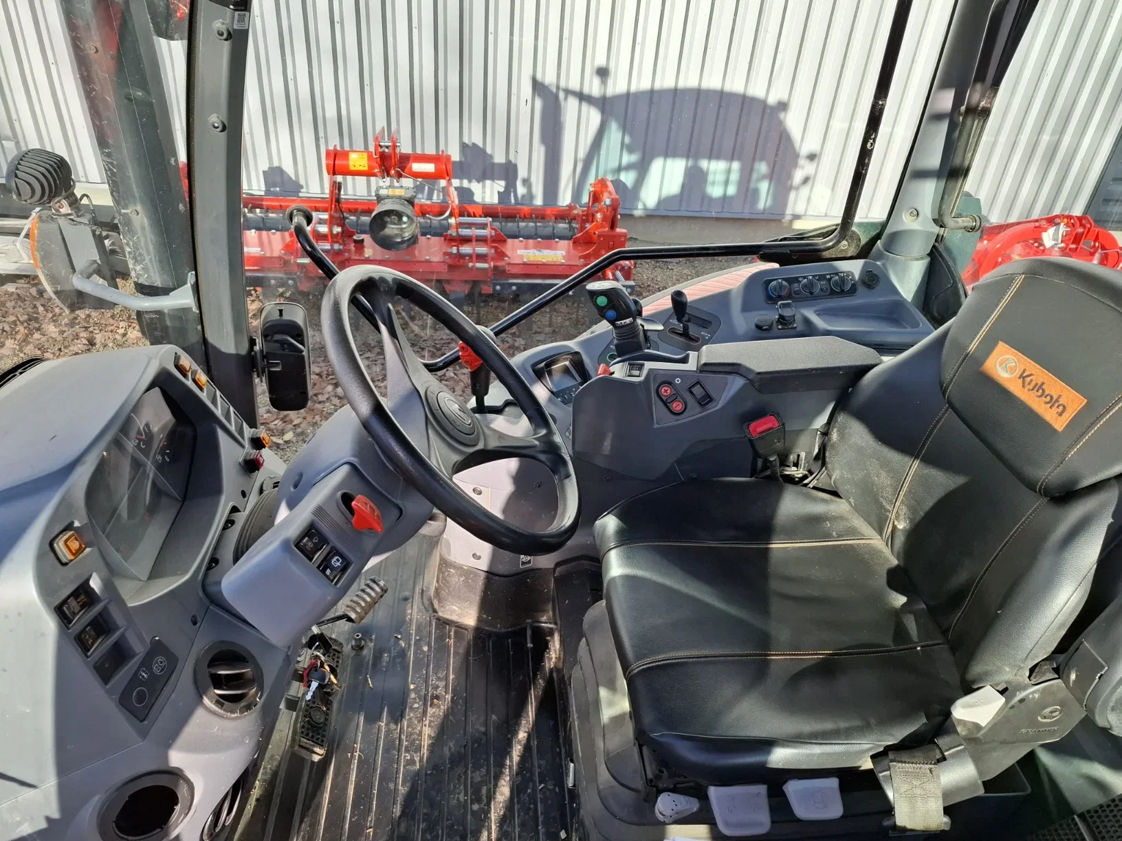 Kubota M6131 U – 143 CV – Año 2024 – 1.100 horas_6