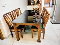 ELEGANT 6-SEATER DINING SET