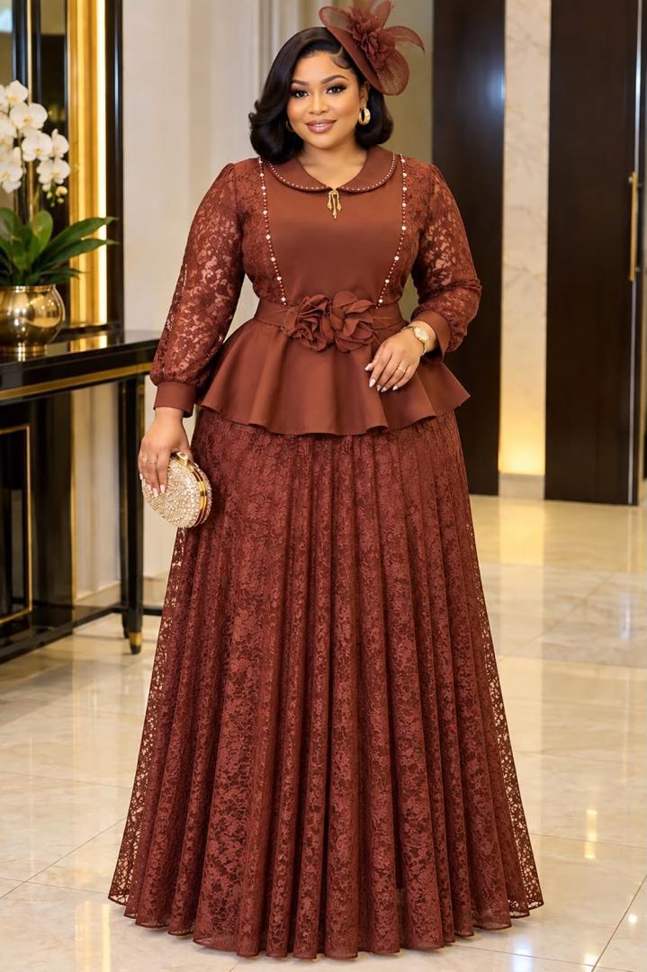 👗 Lace Peplum Maxi Dress_3