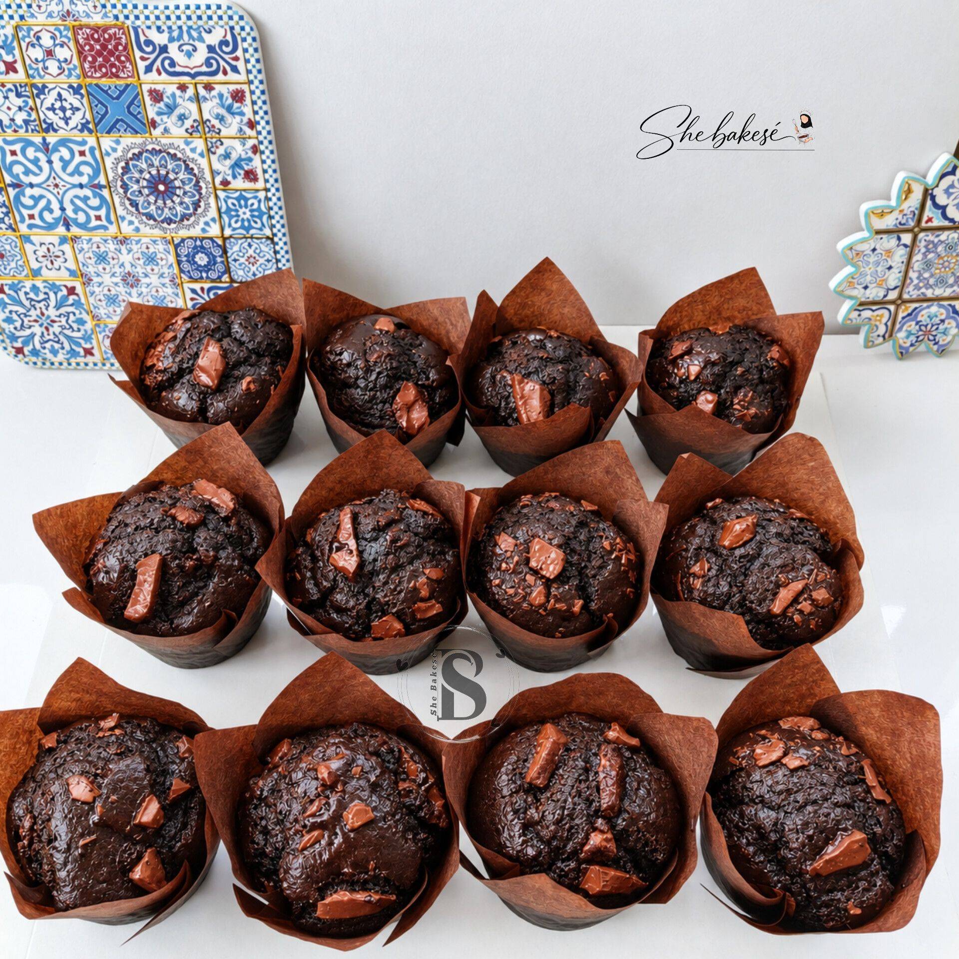 Box of twelve double Nutella and chunky chocolate muffins._0