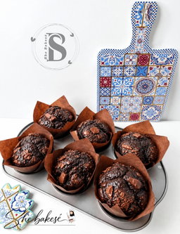 Box of six double Nutella and chunky chocolate muffins