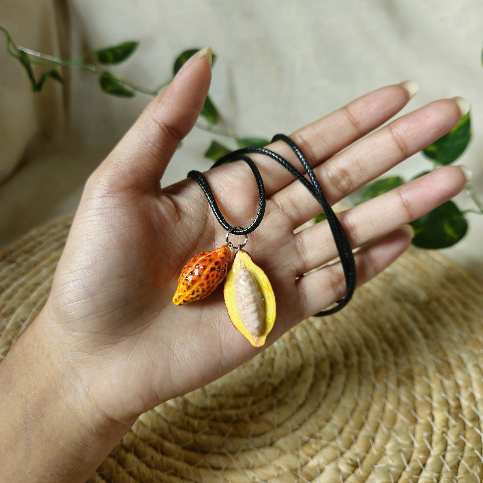 Cocoa Pod Necklace _0