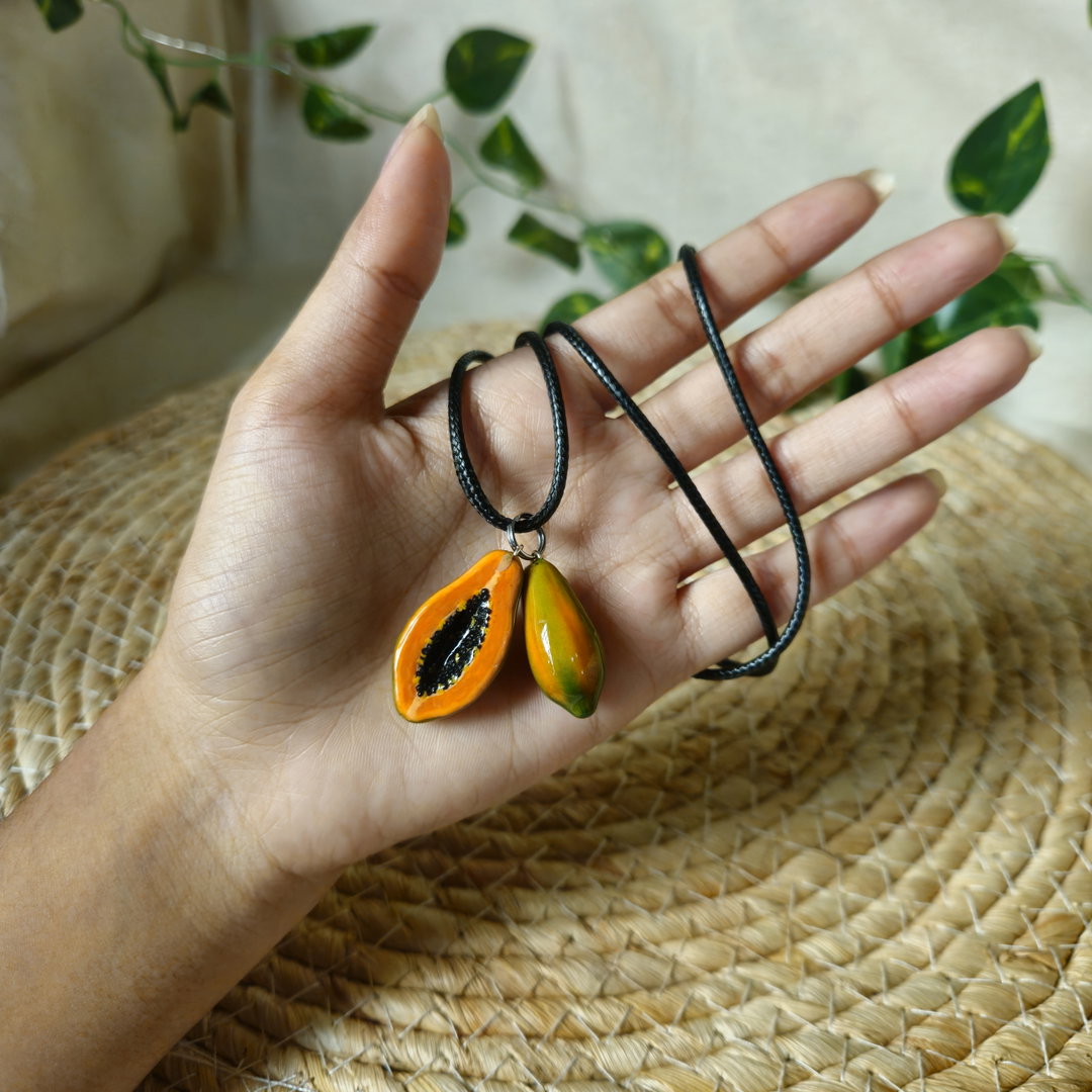 Pawpaw Necklace