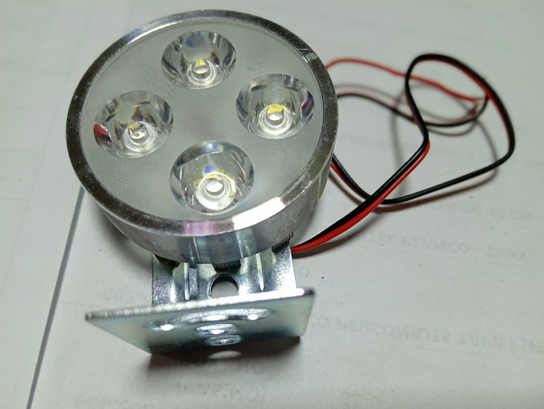 FOCO AUXILIAR DE 12V