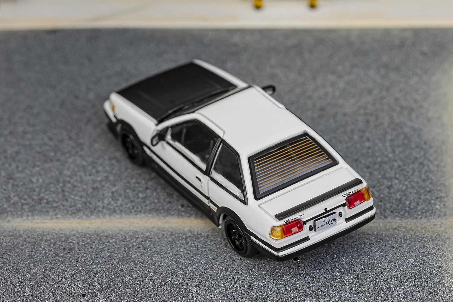 DCT MODEL 1/64 TOYOTA AE86
