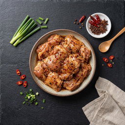 PRE-ORDER (1KG) OF Spicy Chicken Thig (Hot Pot) 香辣鸡腿肉（涮煮）