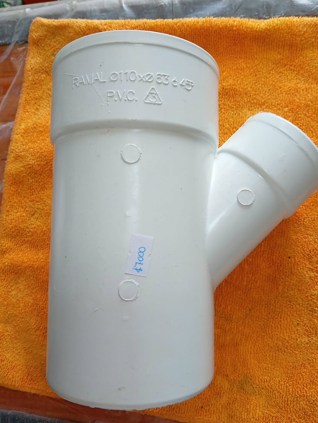 RAMAL Y DE Ø110MM X Ø63MM A 45º REFORZAD