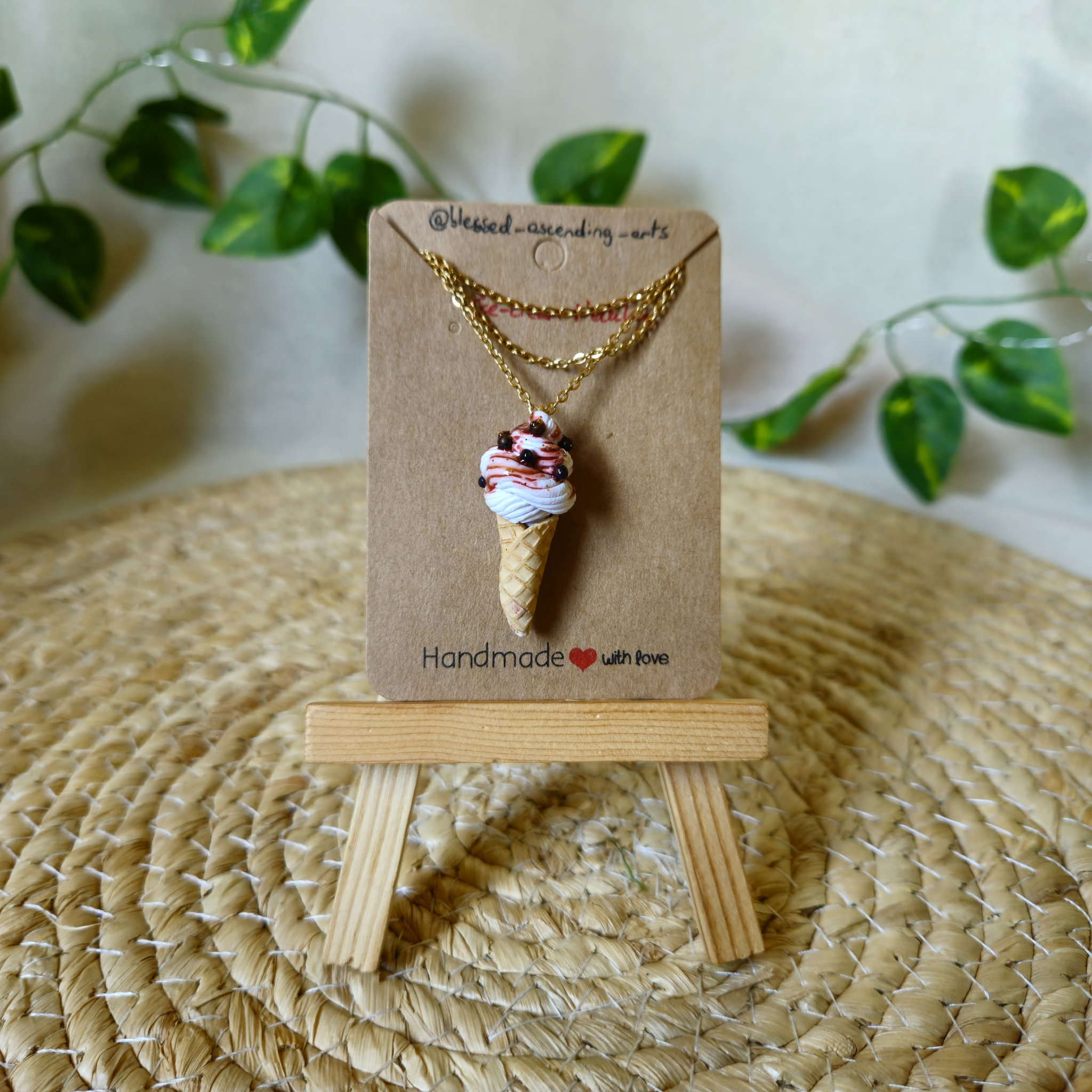 Ice Cream Necklace_0