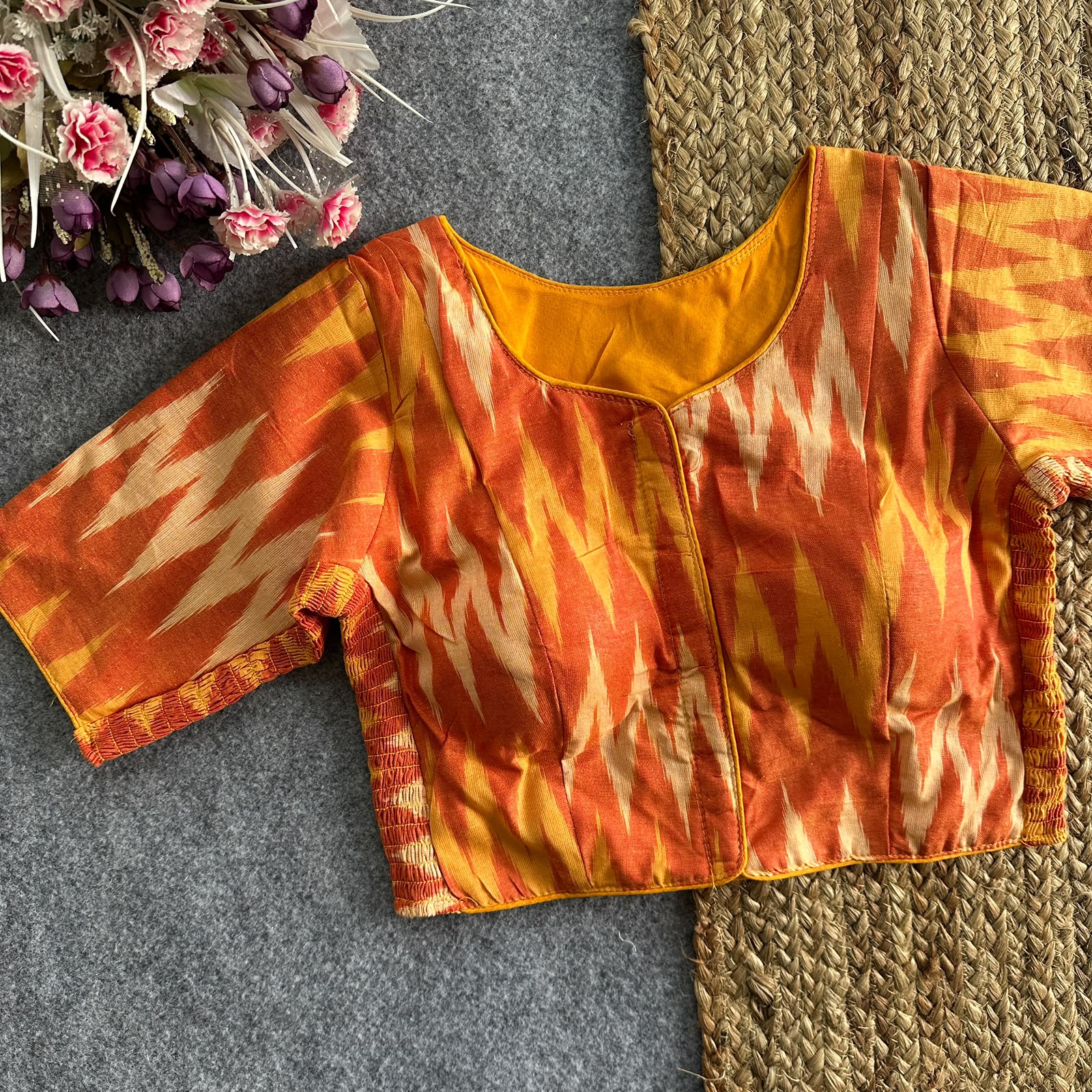 IKKAT ELASTIC BLOUSE _3