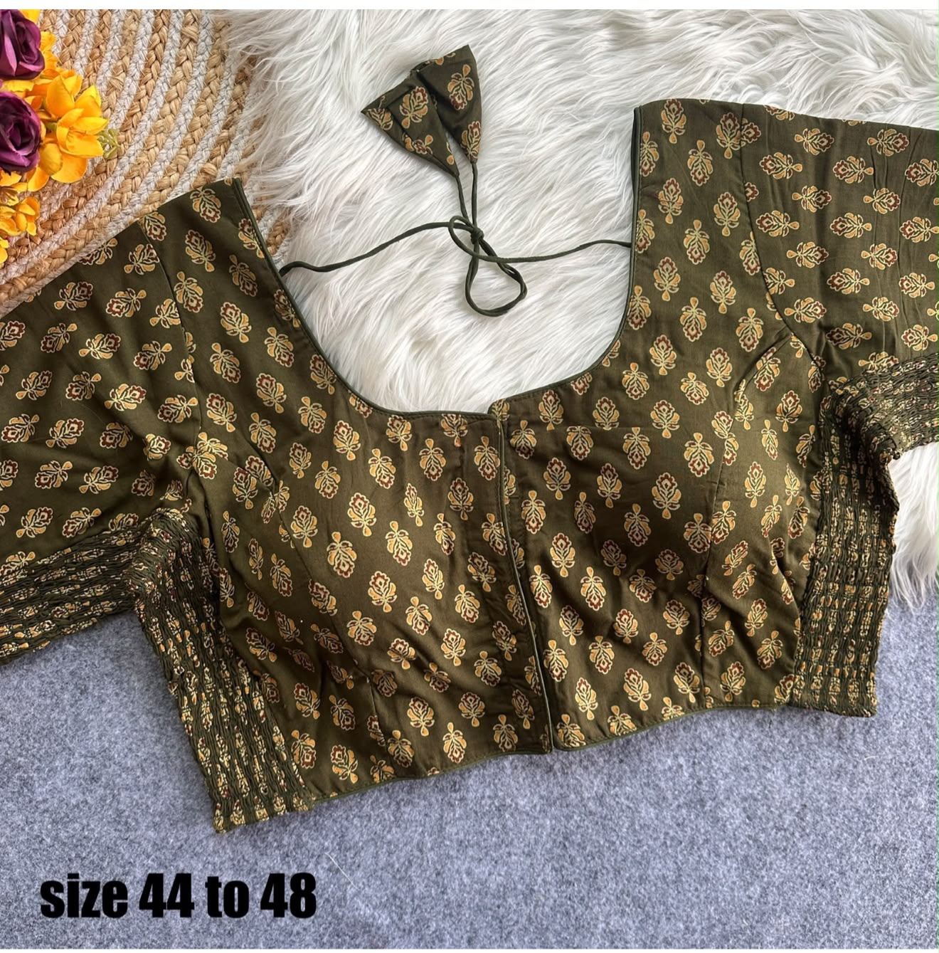 AJRKH BUTTI ELASTIC BLOUSE _1