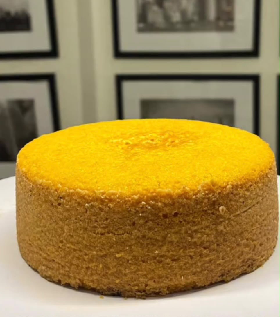 NAKED VANILLA CAKE SIZE 6_0