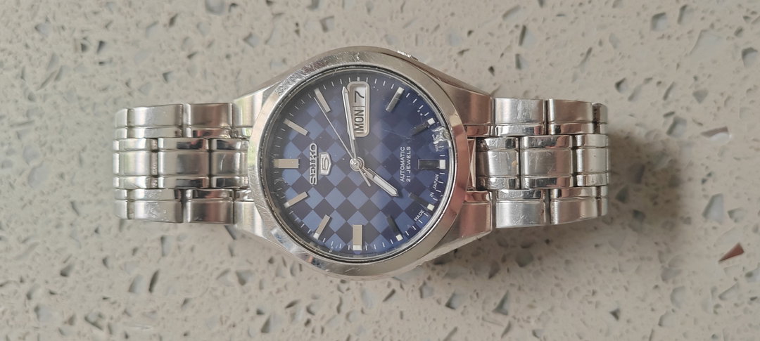Seiko 5 Checkered Blue Dial