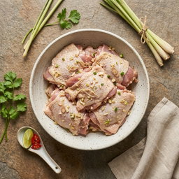 PRE-ORDER (1KG) OF Lemongrass Chicken Thigh (Grill) 香茅鸡腿肉（铁板）