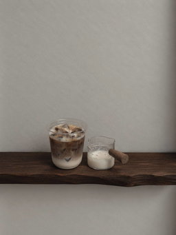 Iced Vanilla Latte