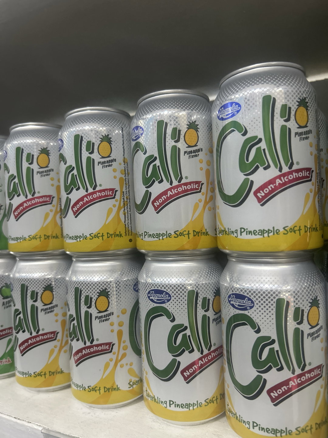 Cali Can Pineapple 330ml