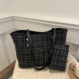 TOTE BAG AND PURSE (PRE ORDER )