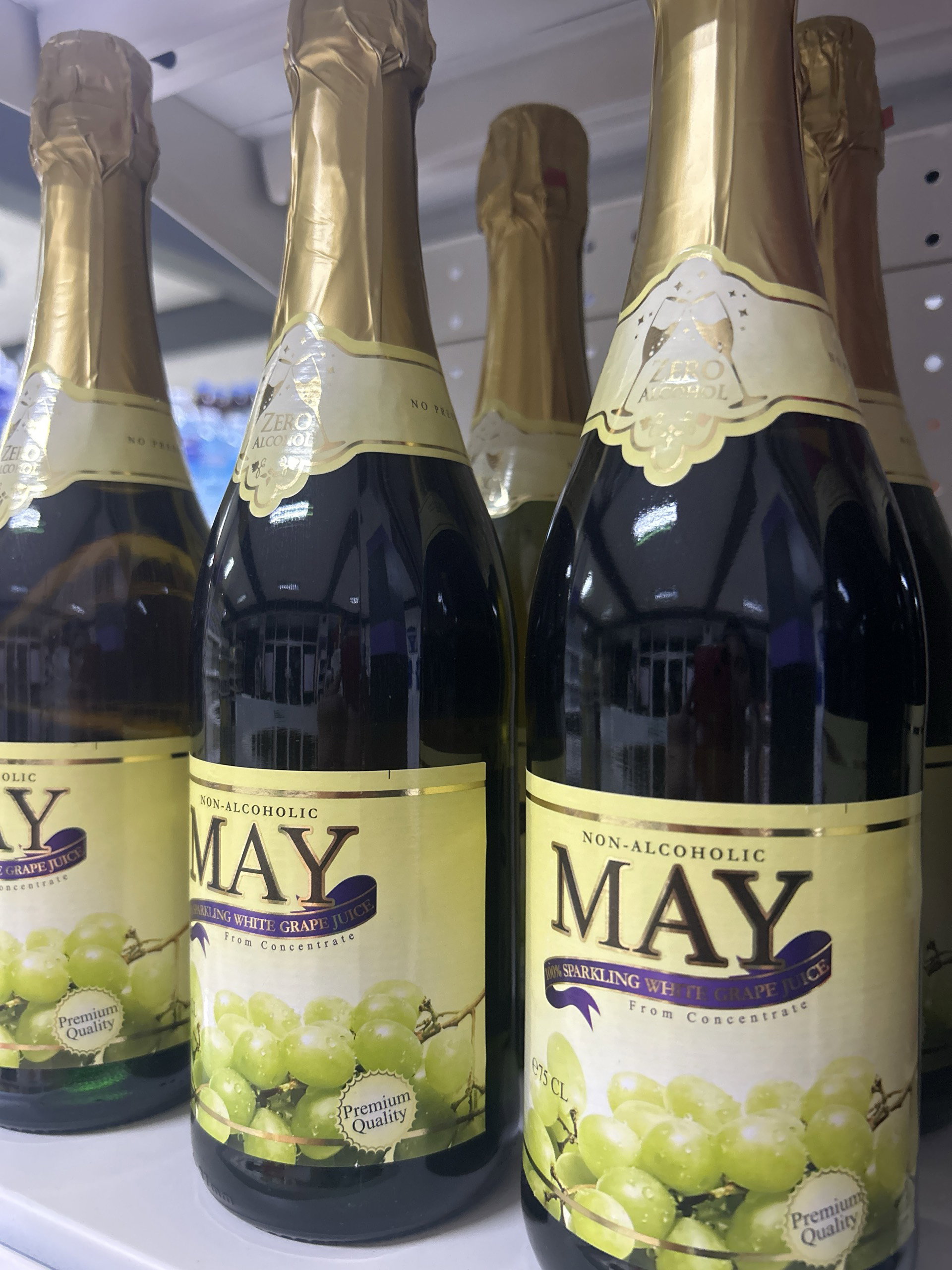 May Sparkling White Grape_0