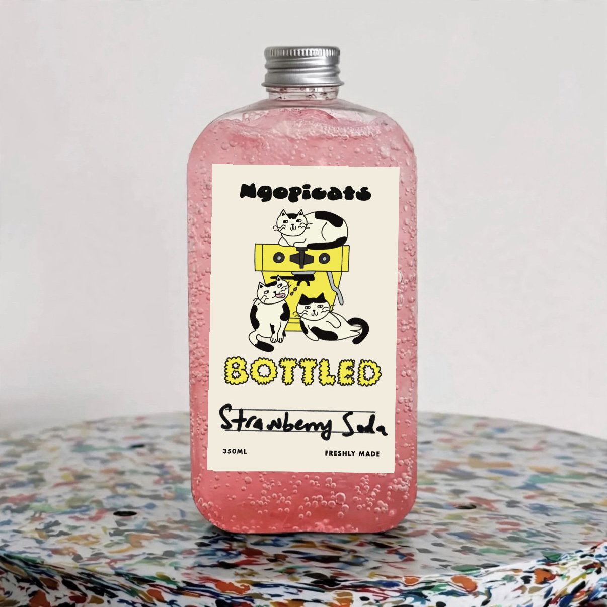 Strawberry Soda (Bottled)_0