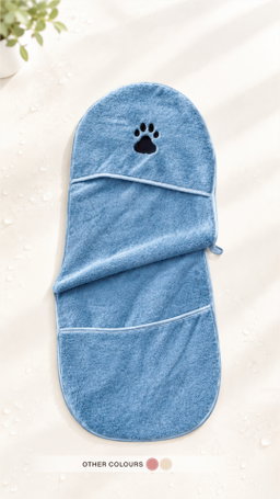 Absorbent Towel with Pockets