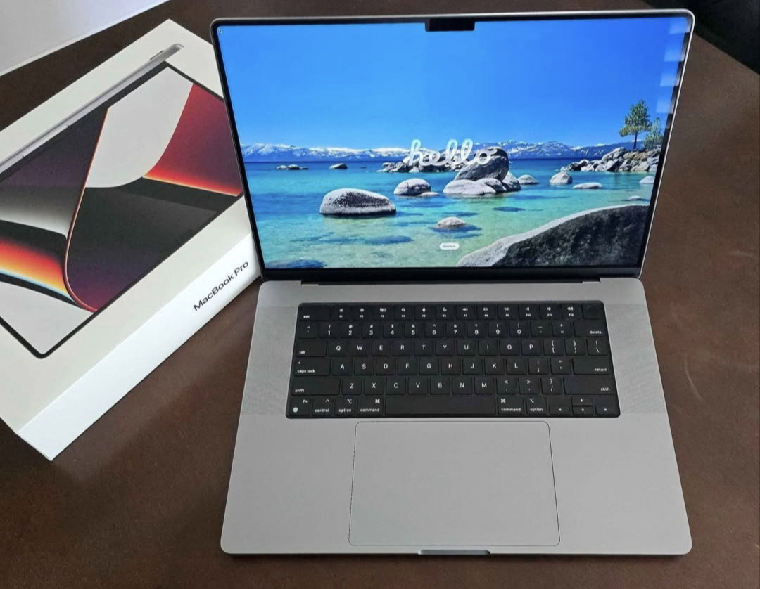 MacBook Pro 16-inch_1