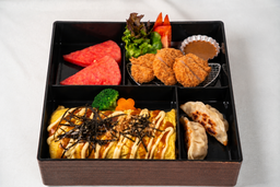 Pork Fillet Yakisoba Bento