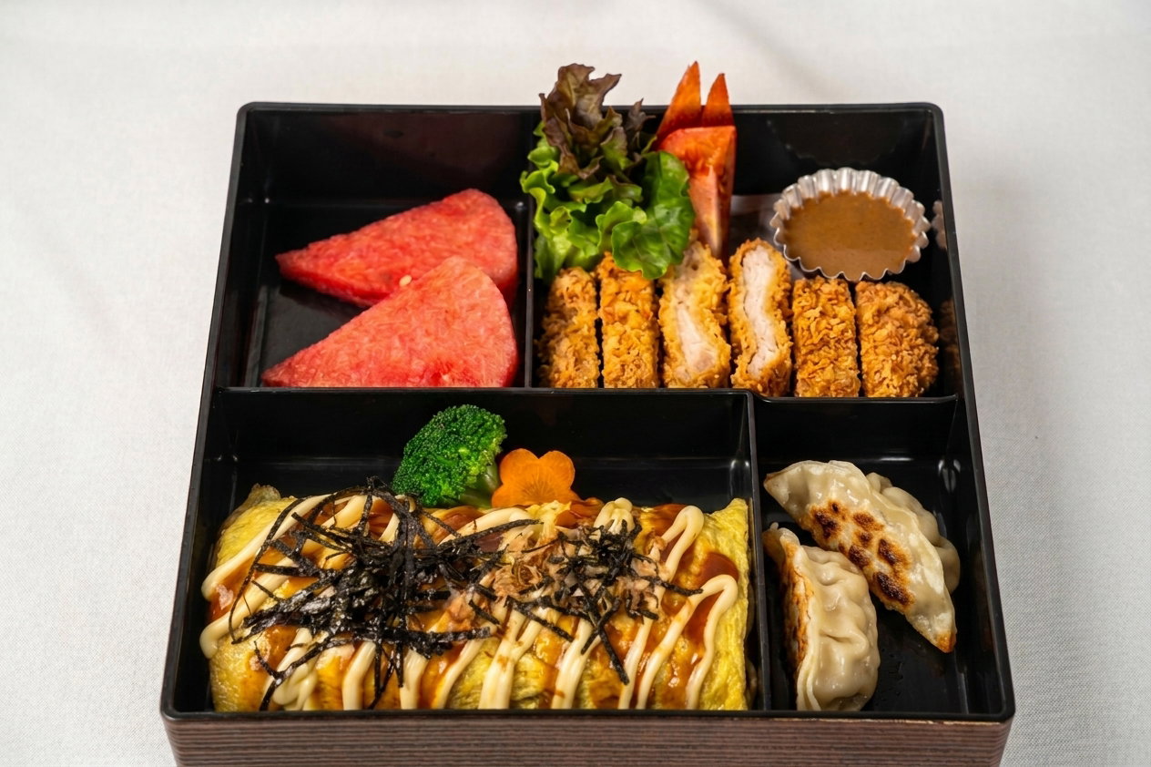 Chicken Katsu Yakisoba Bento_0