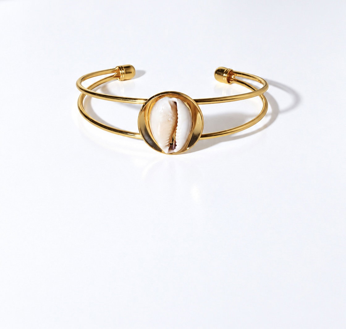 Cowrie cuff_1