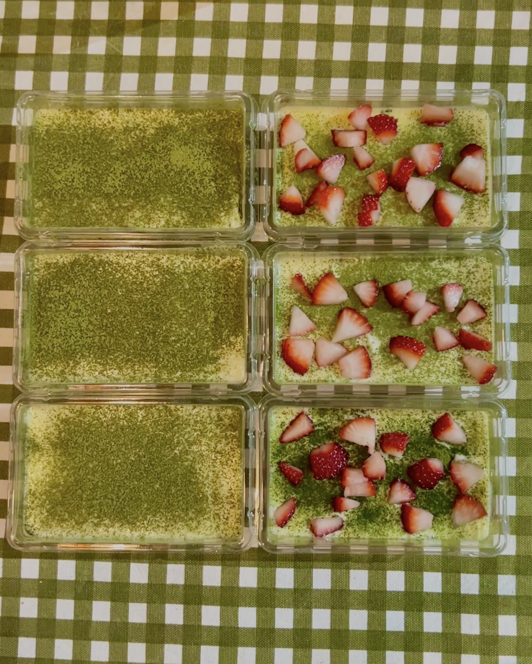 Strawberry Matcha Cheesekut