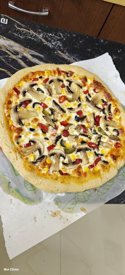 Mushroom Delight Pizza