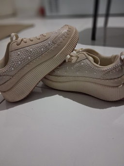 Tenis para mujeres número 8