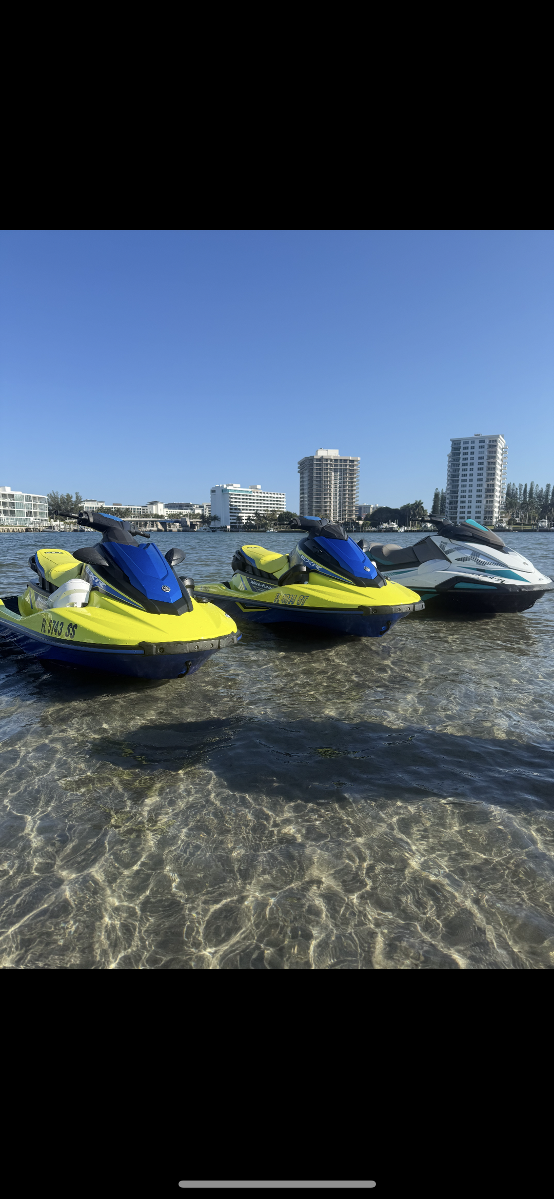 Watercraft rental (jetskis)