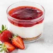 Strawberry cheesecake - 390 calories