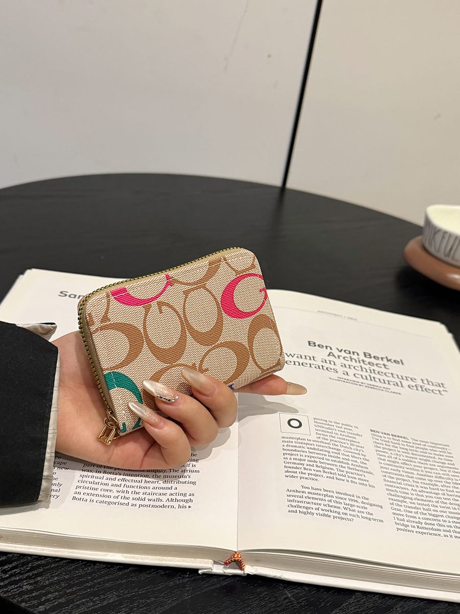 CUTE PURSE D