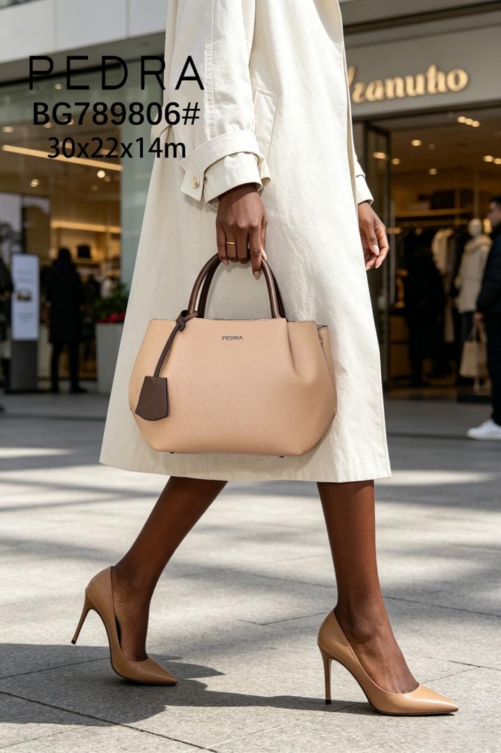 Medium structured tote / top-handle handbag soft, curved silhouette with cinched/pleated side folds_6
