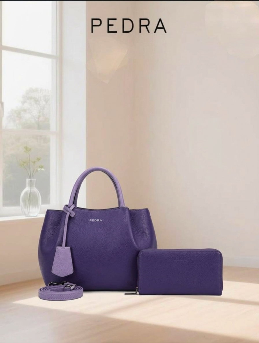 Medium structured tote / top-handle handbag soft, curved silhouette with cinched/pleated side folds_9