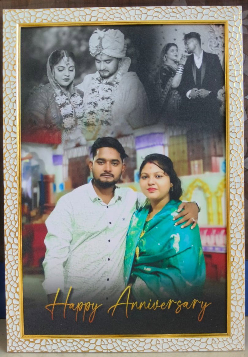 CUSTOMIZED PHOTO FRAME 12/18 INCH_0