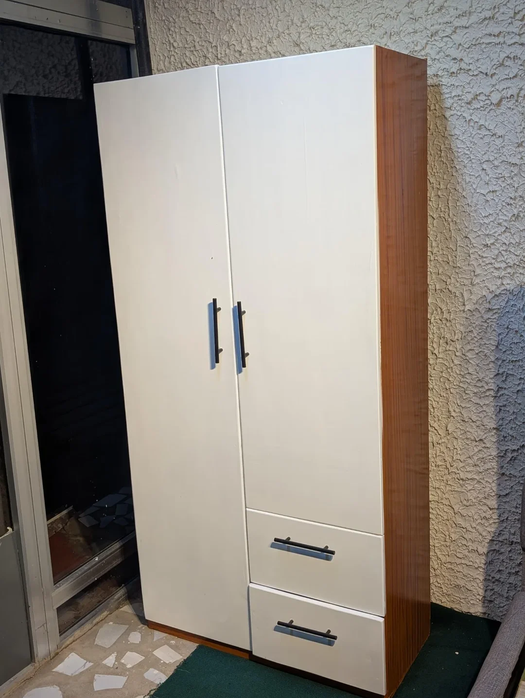 2 DOOR WARDROBE 