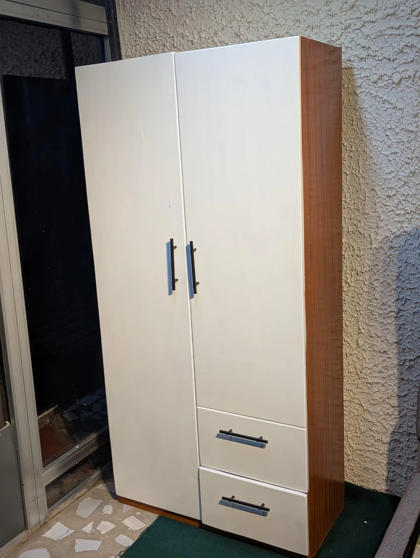 2 DOOR WARDROBE 