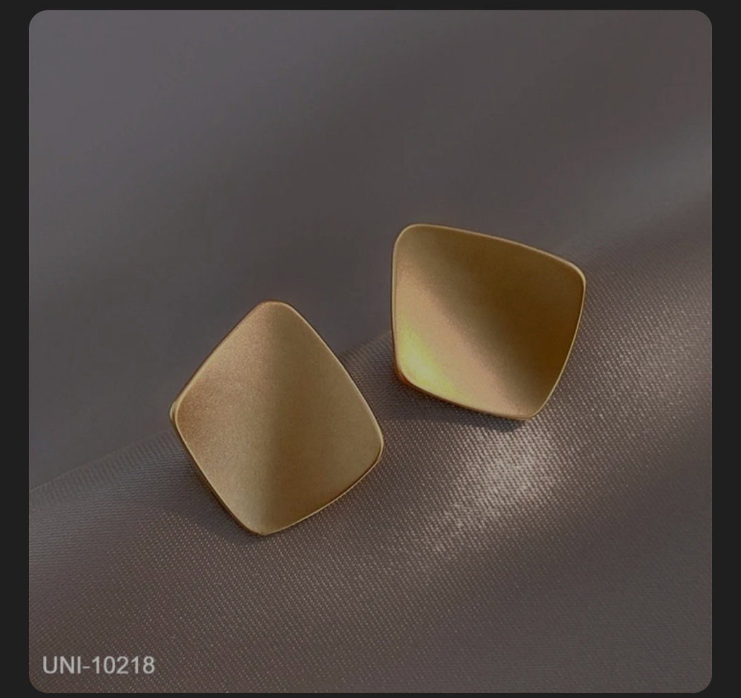 Glam Gold - Earring Style 1