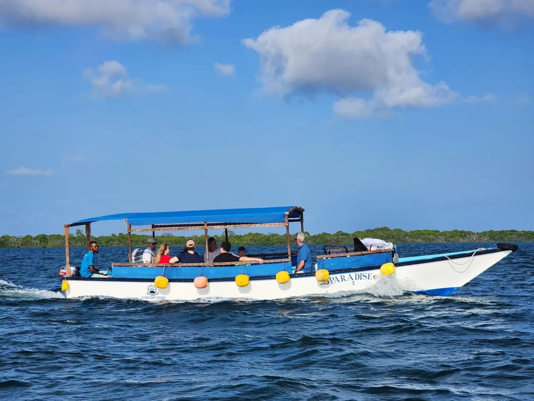 LAMU WEEKEND GETAWAY FOR 2 PAX_1