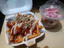 Kentang goreng sauce BBQ