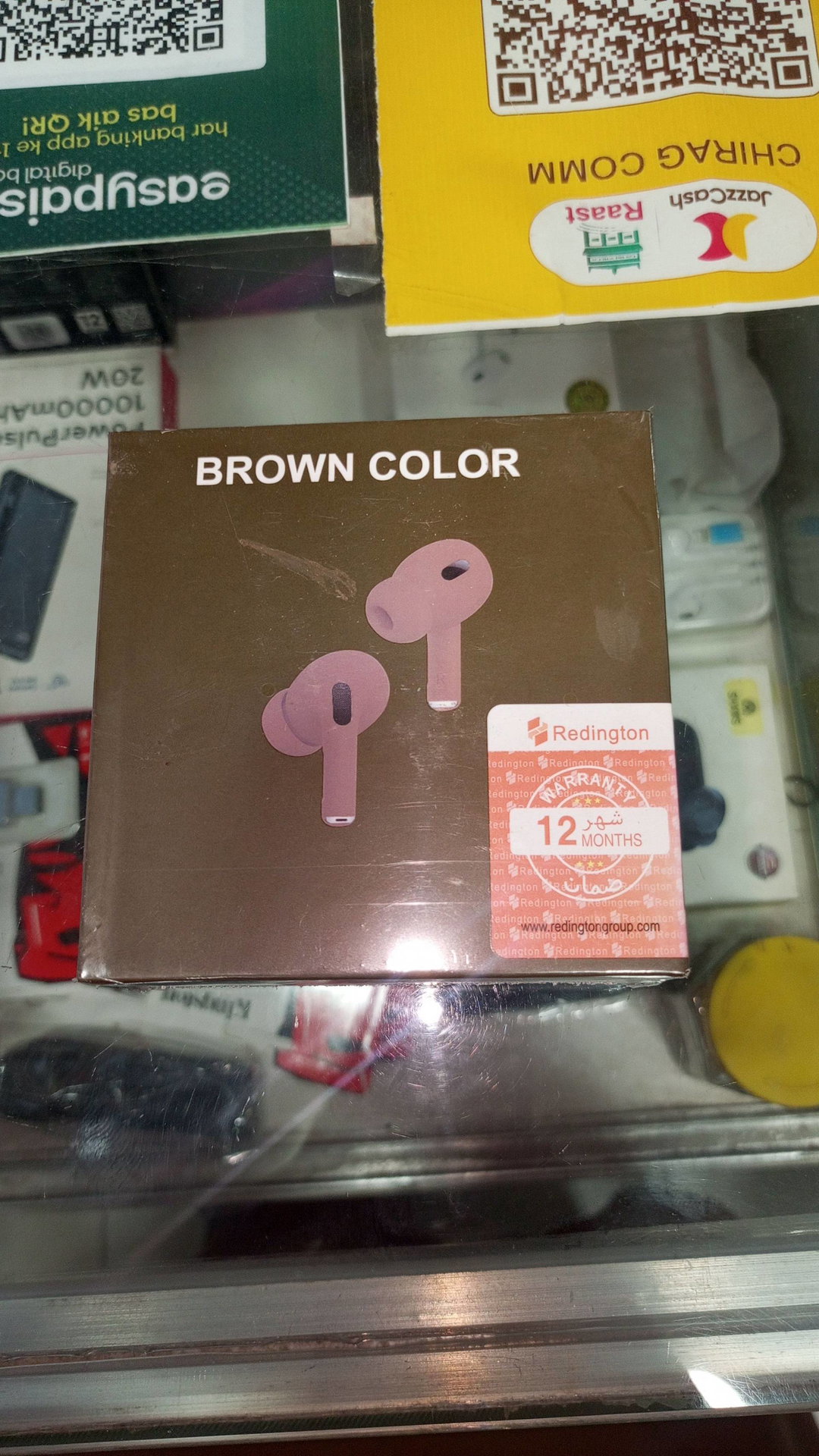 Earbuds with brown shining