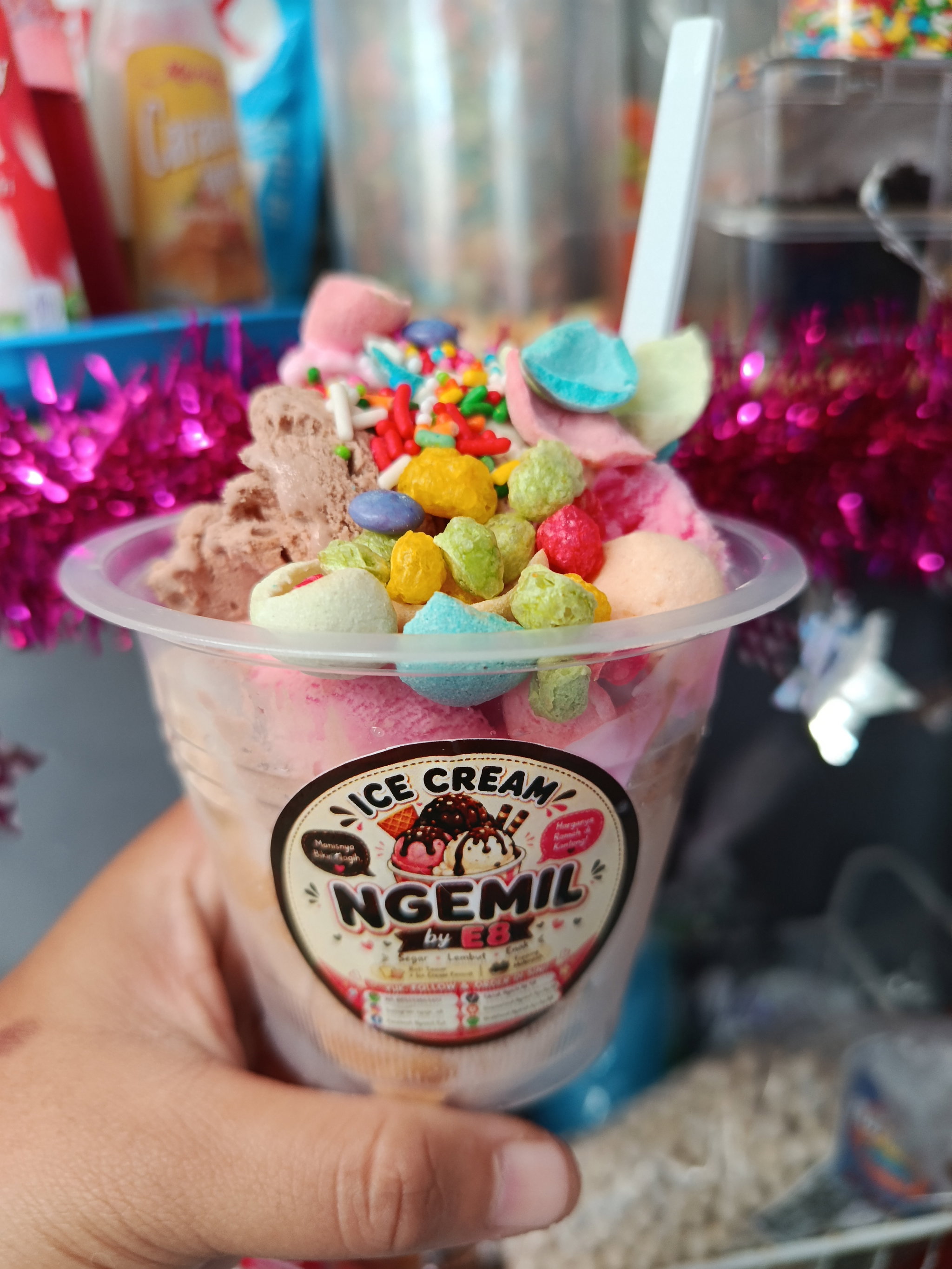 Ice cream cup sedang_0