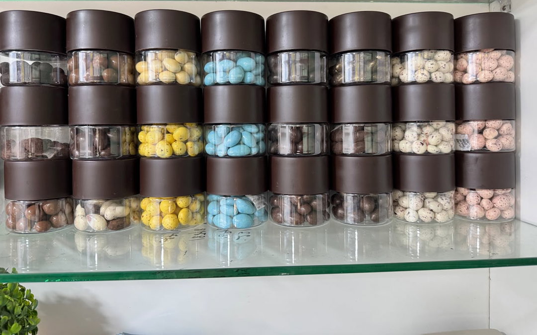 Dragee (Almond Coated Chocolate)