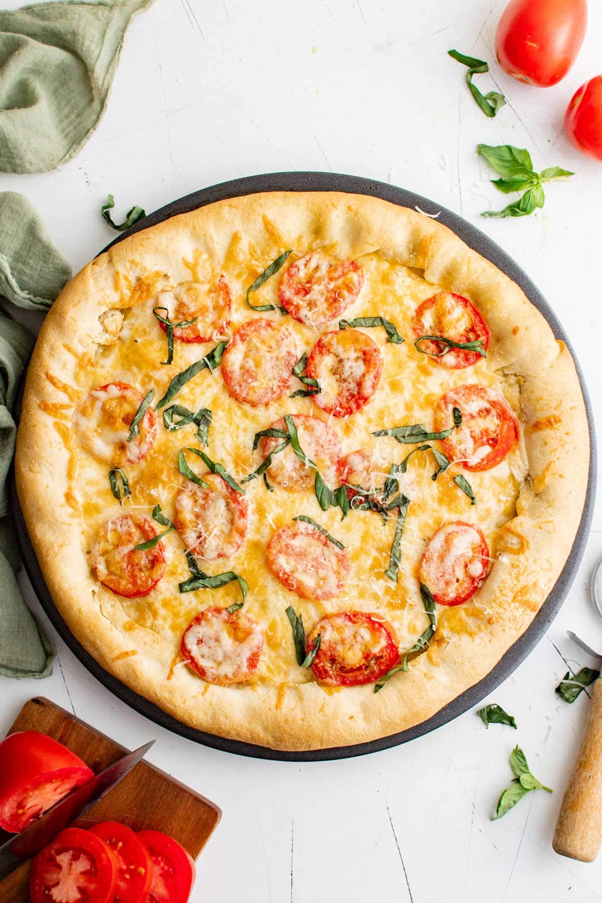 PIZZAS SIMPLE CHEESY TOMATO Cheese & Fresh Tomato_0