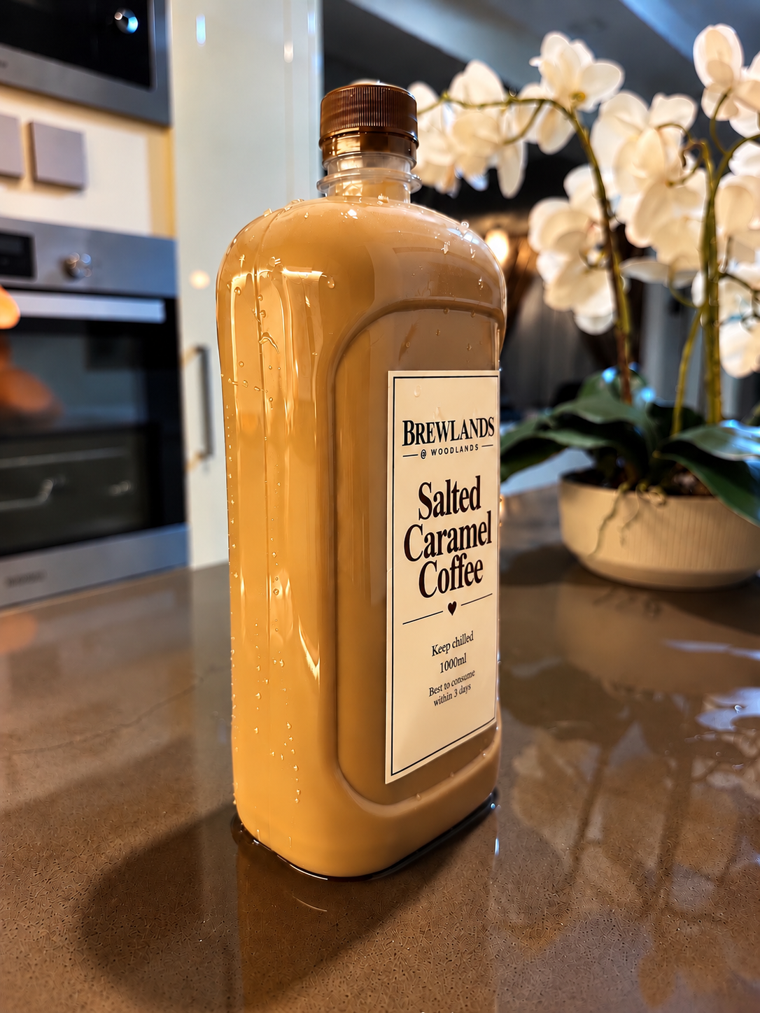 Big Bottle Salted Caramel Coffee (1000ml)_1