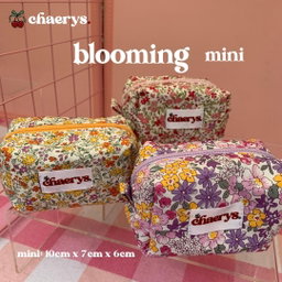 MINI Beauty Bag {Blooming}