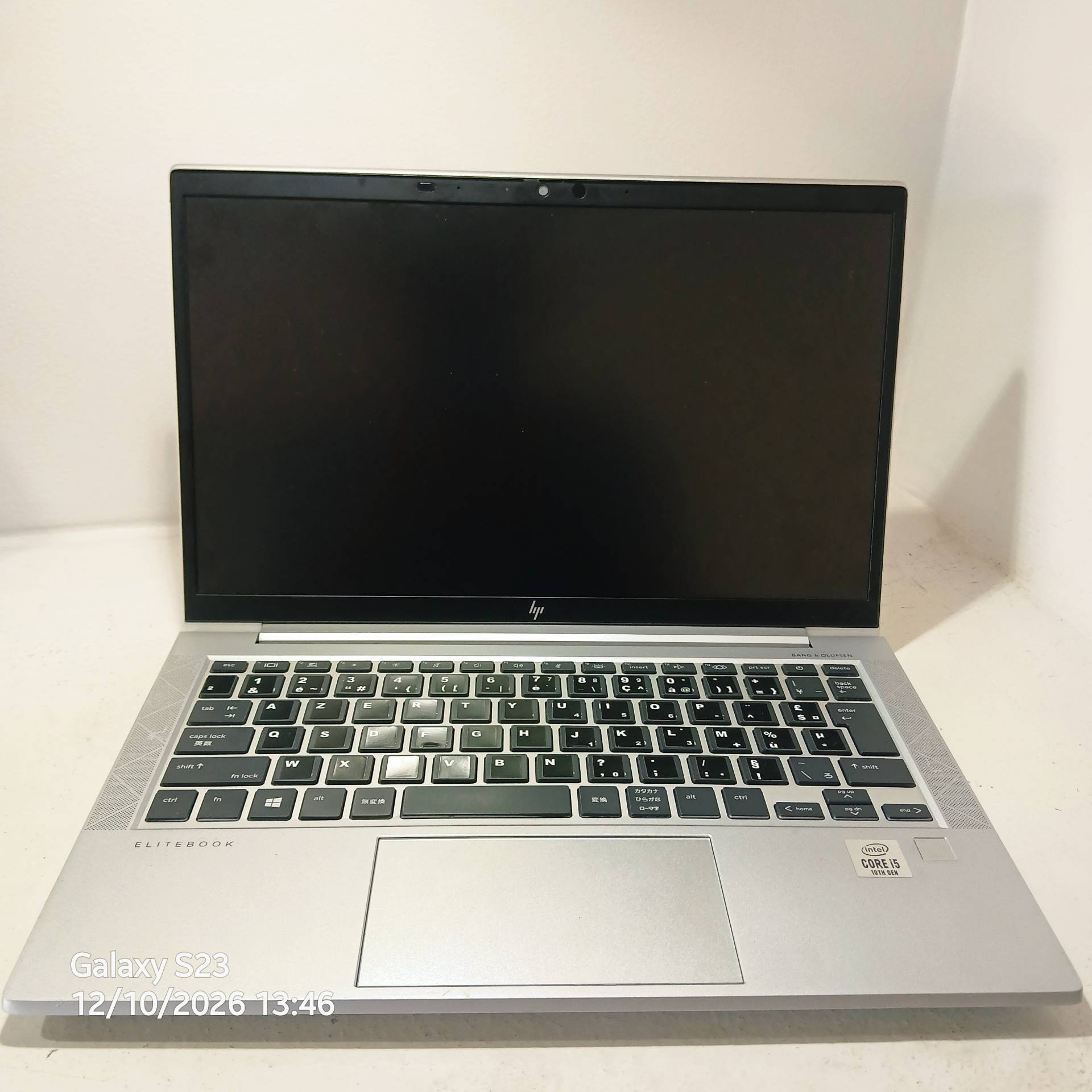 HP 830 G7
Corei5 10e
ssd 256
ram 8_0