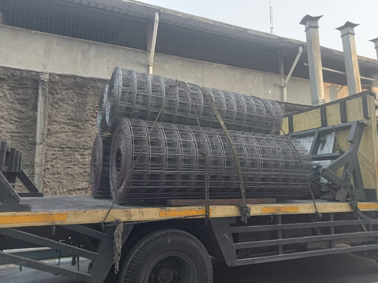 Wiremesh Roll dimensi 2.1 x 54m _7